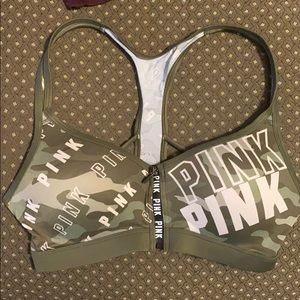 Victoria’s Secret front close sports bra